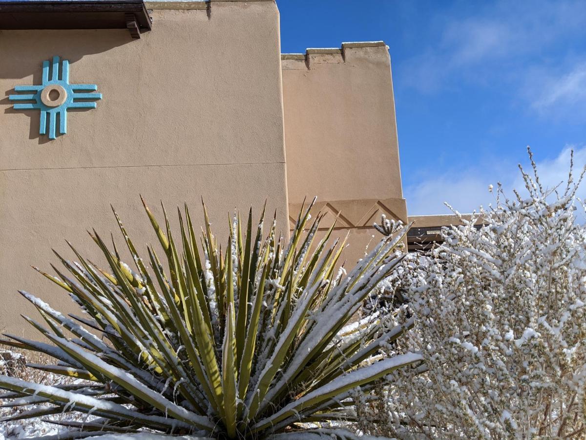 Sagebrush Inn & Suites Taos Dış mekan fotoğraf