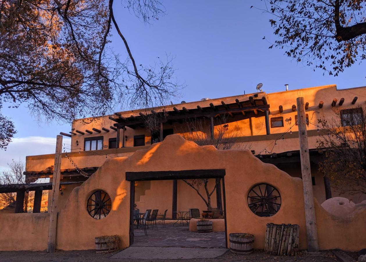 Sagebrush Inn & Suites Taos Dış mekan fotoğraf