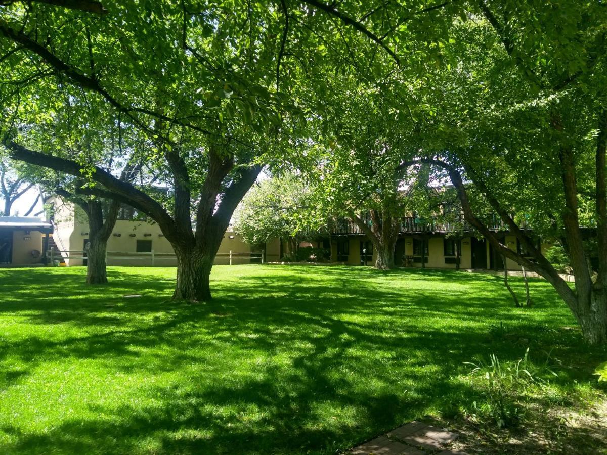 Sagebrush Inn & Suites Taos Dış mekan fotoğraf