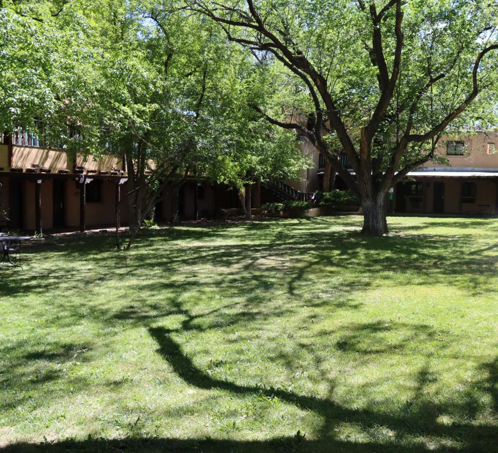Sagebrush Inn & Suites Taos Dış mekan fotoğraf