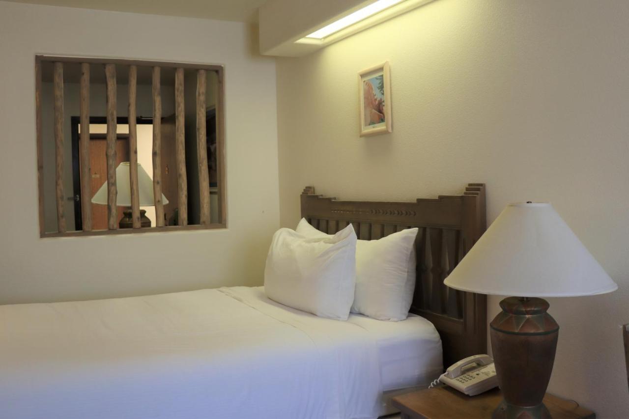 Sagebrush Inn & Suites Taos Dış mekan fotoğraf